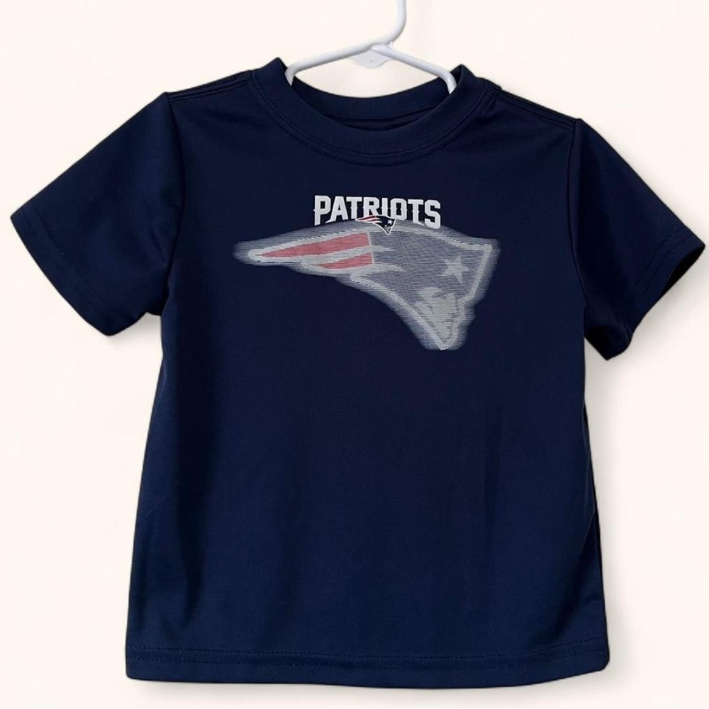 2T NFL Apparel New England Patriots Primary Logo Unisex Athletic Toddler